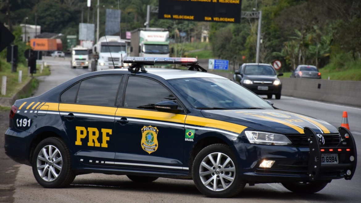 Câmara dos Deputados aprova PL que resguarda policiais de responderem por infrações de trânsito em serviço