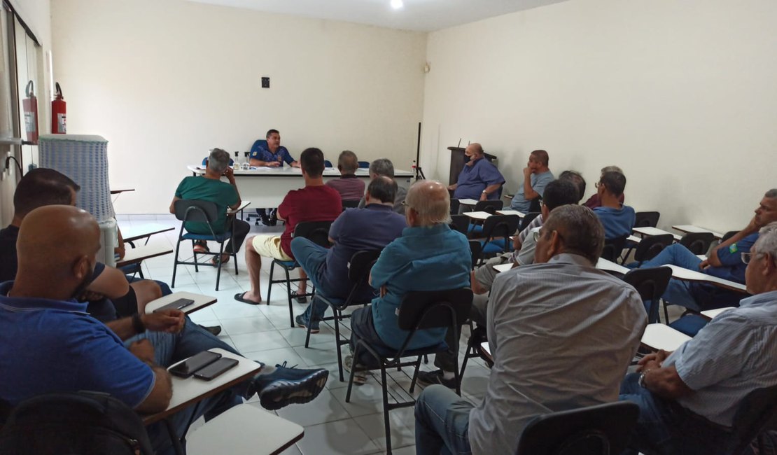 Sindicato da PRF em Alagoas aprova “estado de alerta” para mobilizações em reunião